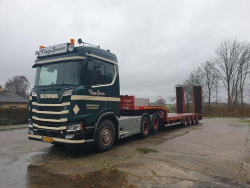 2020-02-22 08.37.06Resized