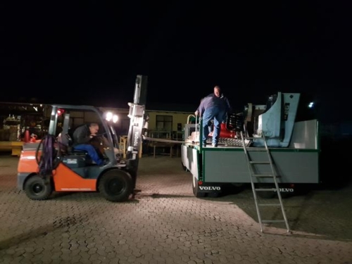 2018-10-06 19.40.17Resized